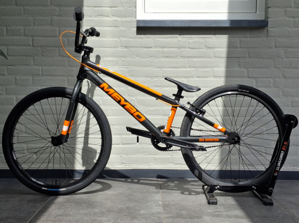 Meybo Big Booster Cruiser BMX bike Grey/Orange gebruikt